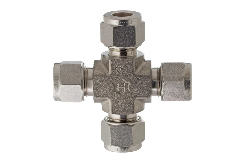 Quad fitting for metric tubing, stainless steel, M764L