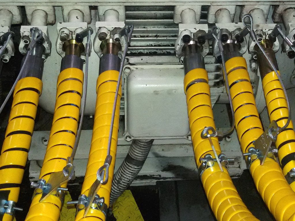 Replacement of hydraulic hose assemblies